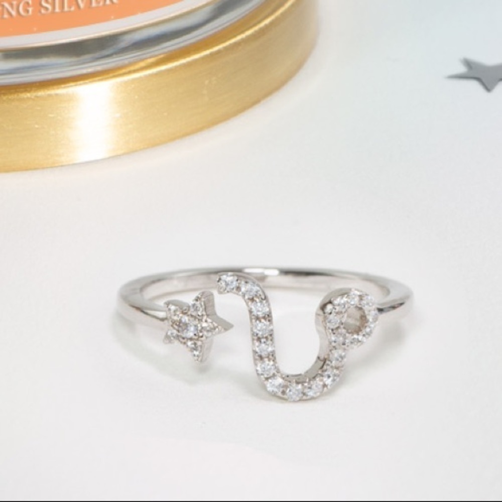 CHARMED Aroma Leo Ring